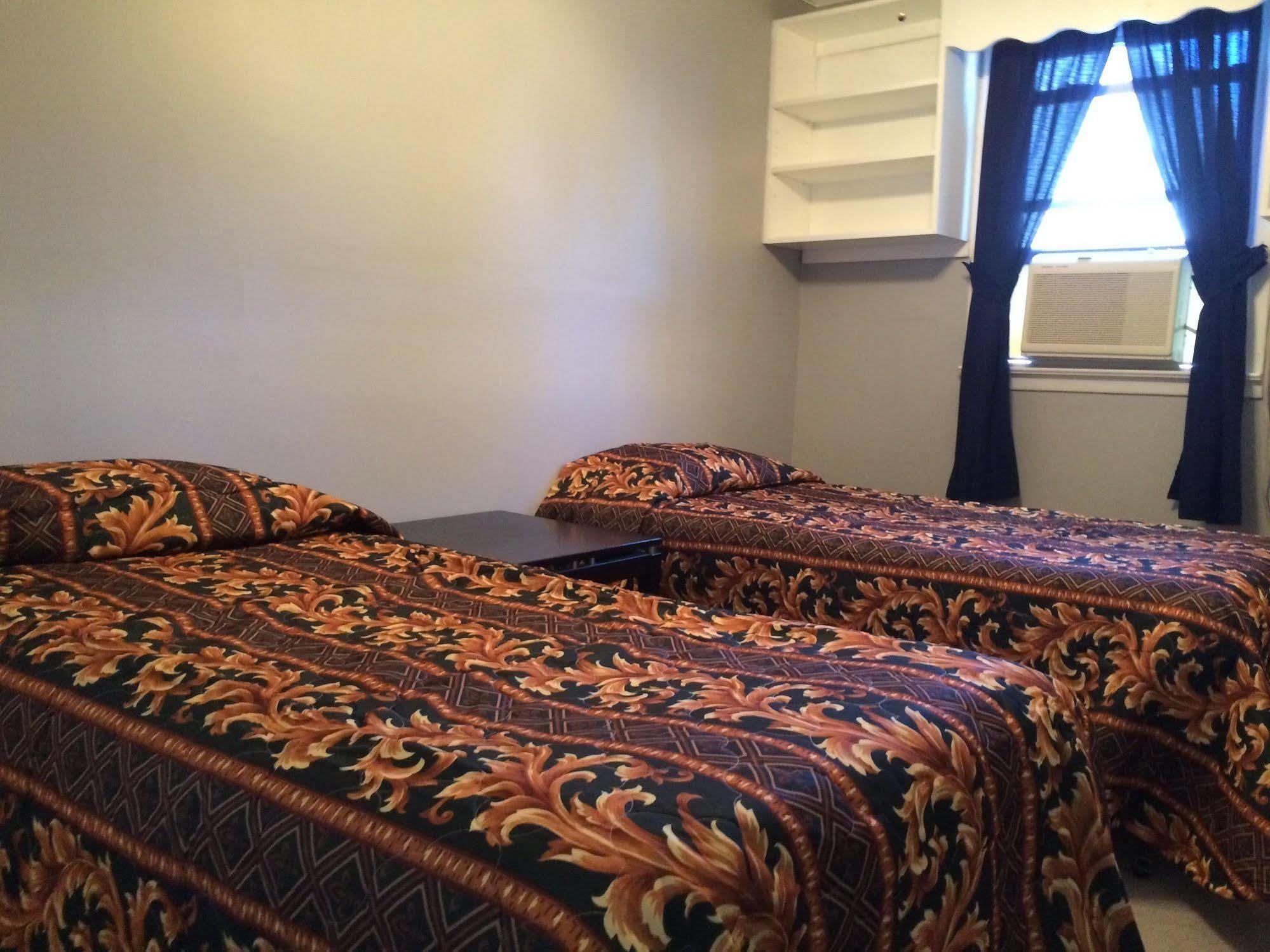 Motel Montreal レイク・ジョージ エクステリア 写真